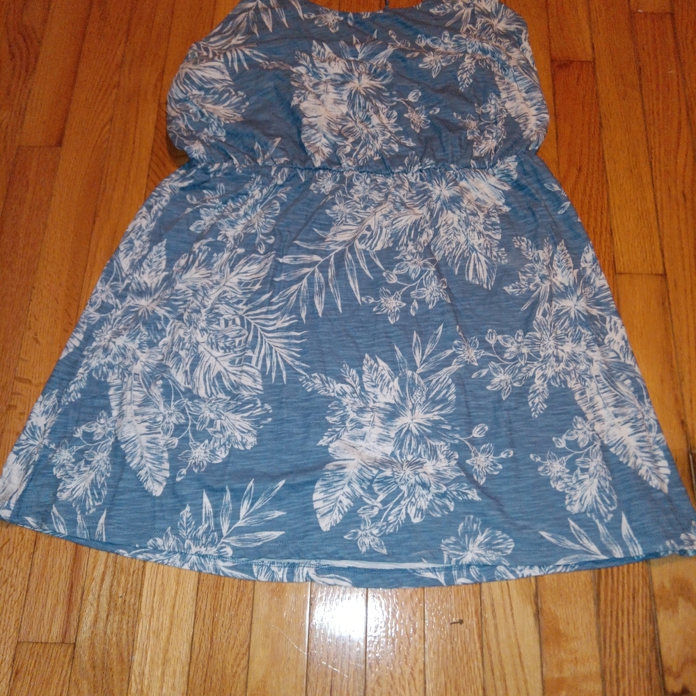 Old Navy floral blue dress